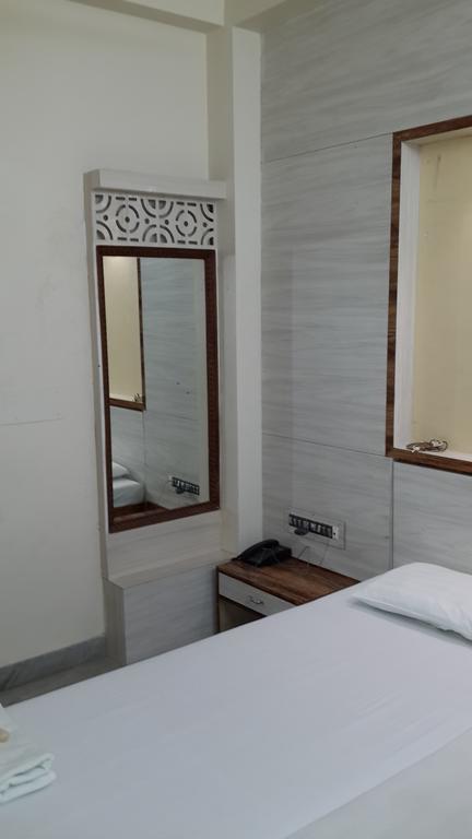 Rupasi Bangla Hotel Calcuta Habitación foto