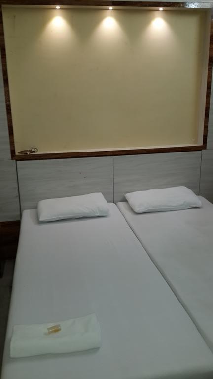 Rupasi Bangla Hotel Calcuta Habitación foto